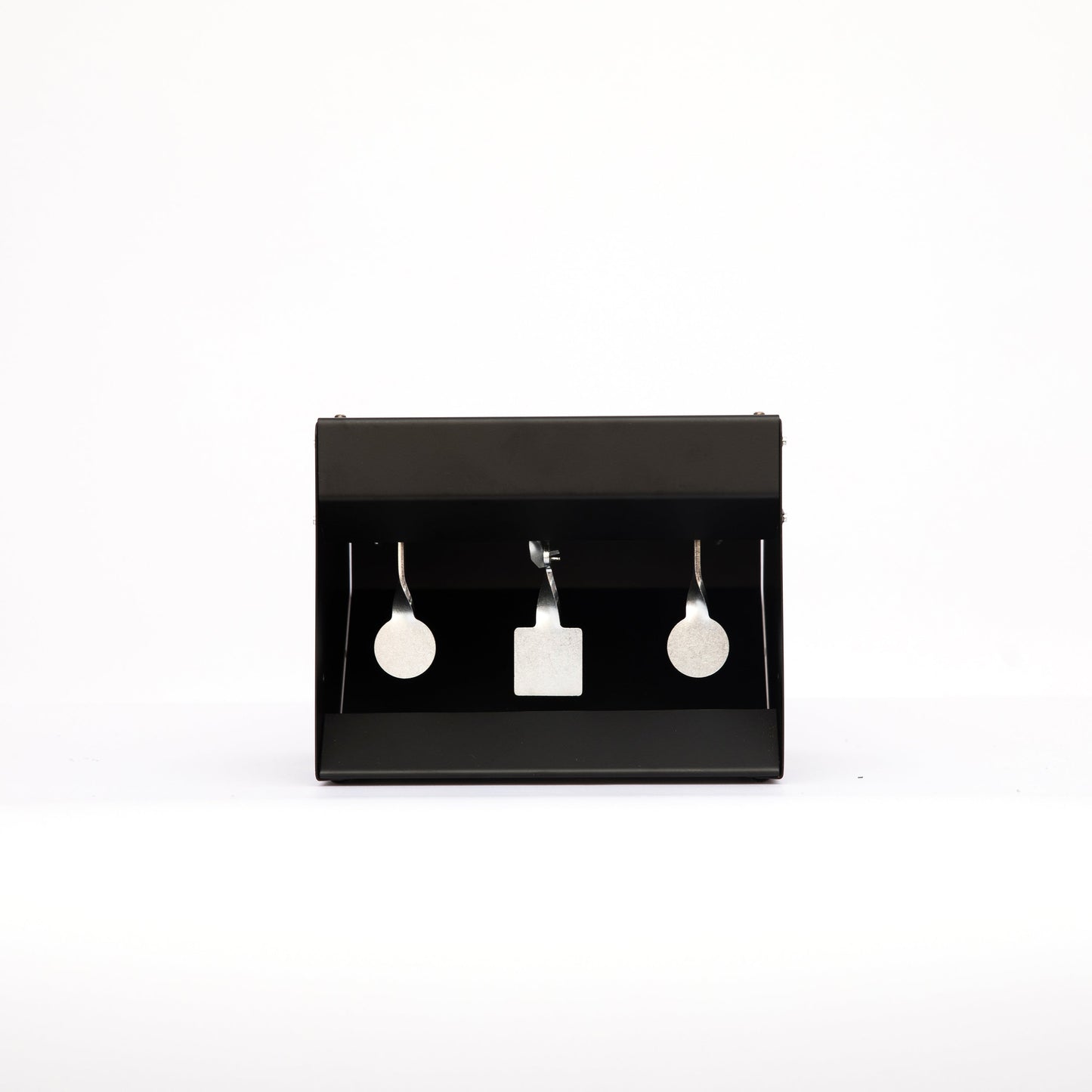 Pellet Gun Target Trap Resets with Center Shot